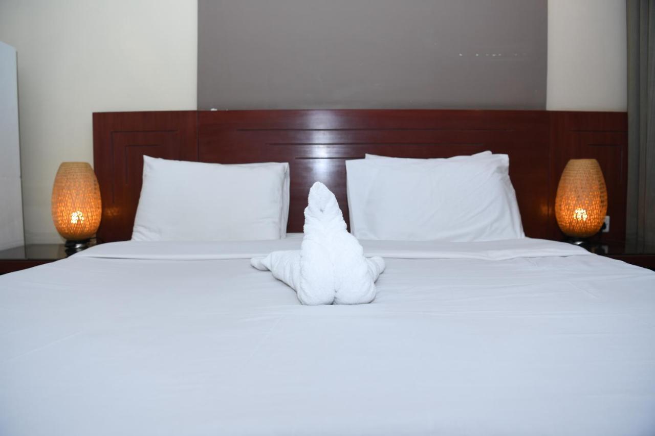 Continental Suite Farwaniya Кувейт Экстерьер фото