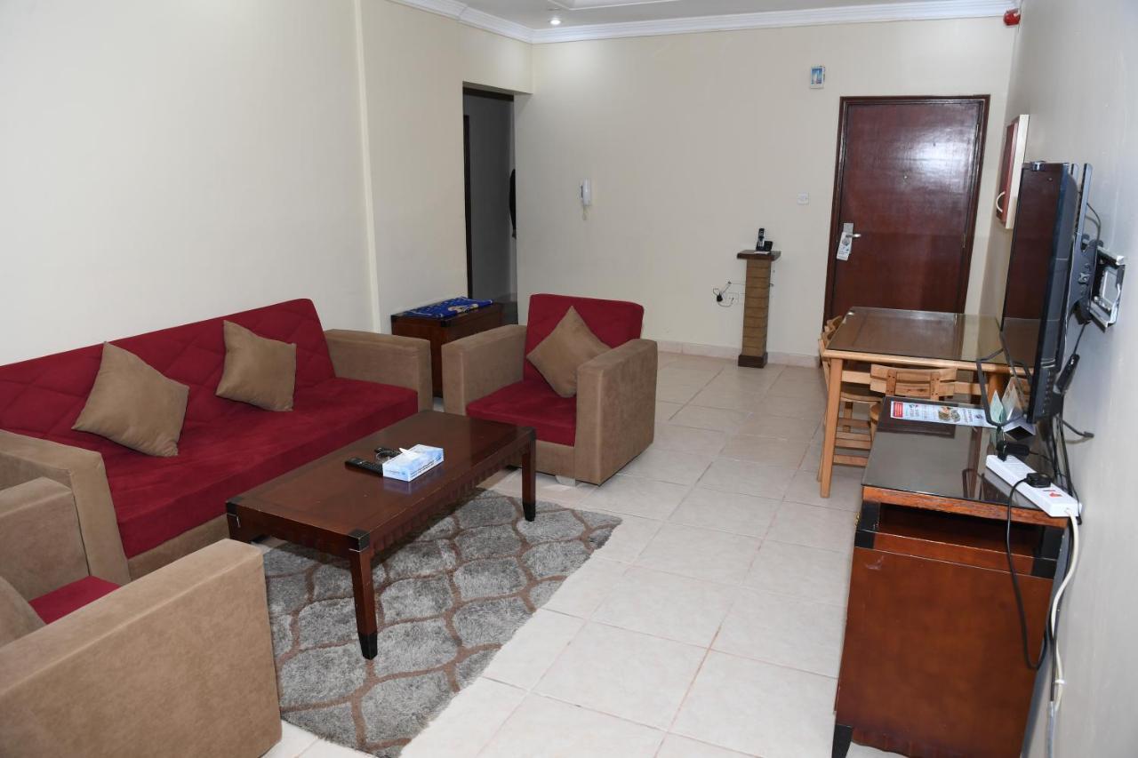Continental Suite Farwaniya Кувейт Экстерьер фото