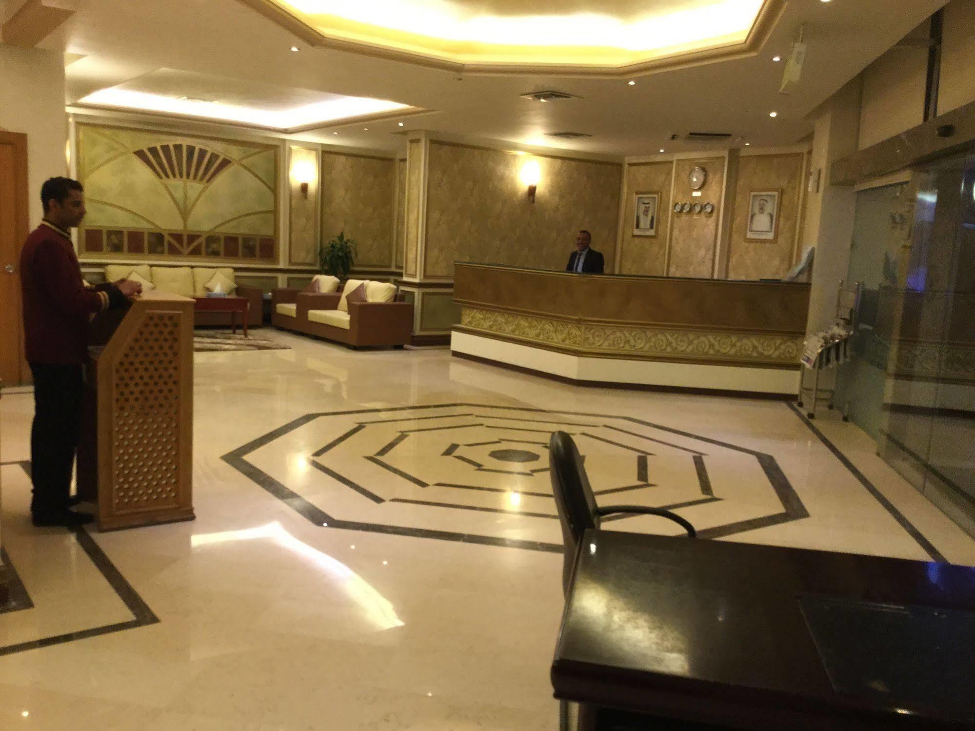 Continental Suite Farwaniya Кувейт Экстерьер фото